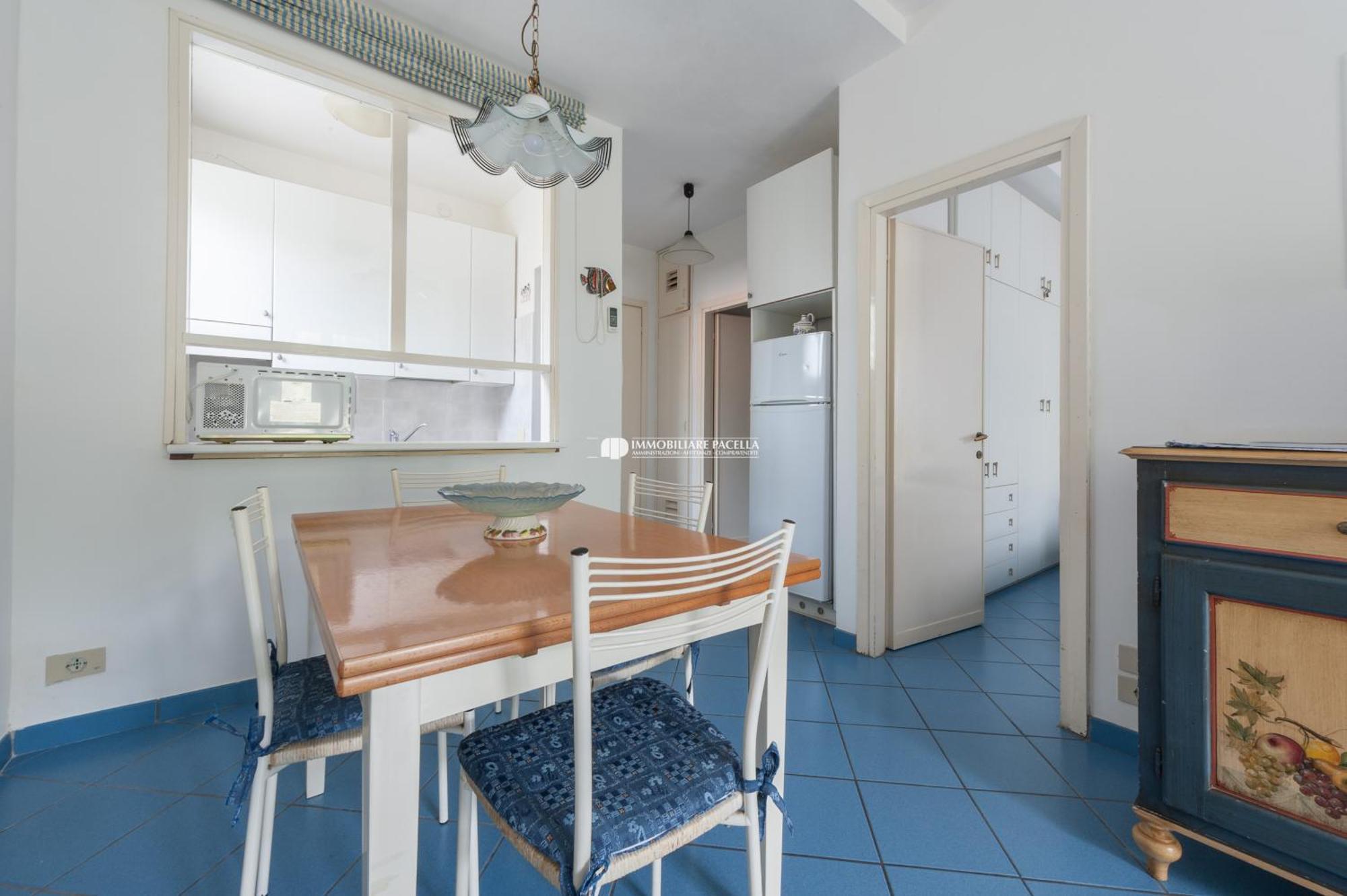 Residence Puerto Del Sol Immobiliare Pacella Лидо-ди-Езоло Экстерьер фото